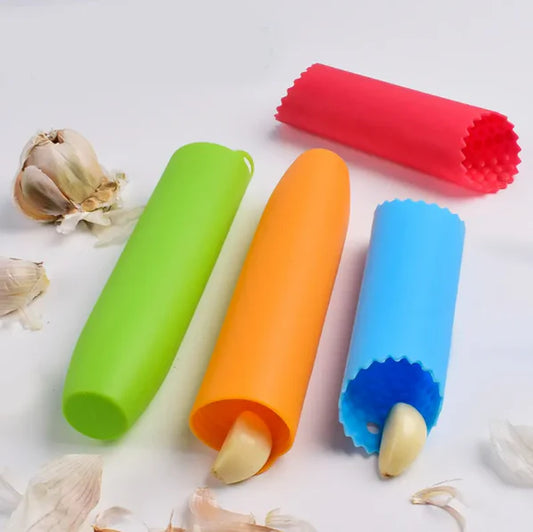 Eplucheur d'ail en silicone - Achetez 2 a 10.000 Fr